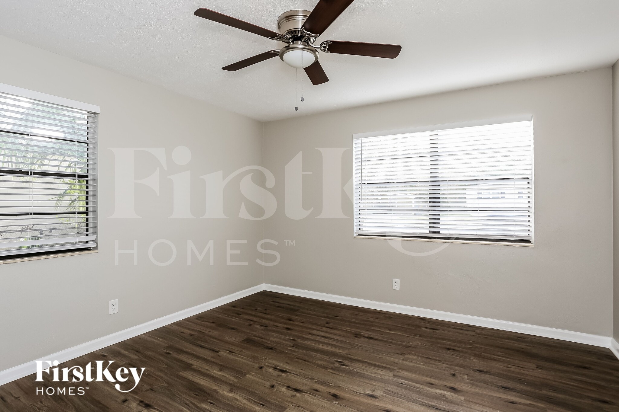 Building Photo - 2853 Oakcove Ln