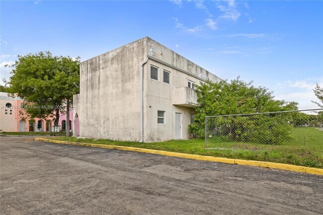 Building Photo - 2756 NW 131st St