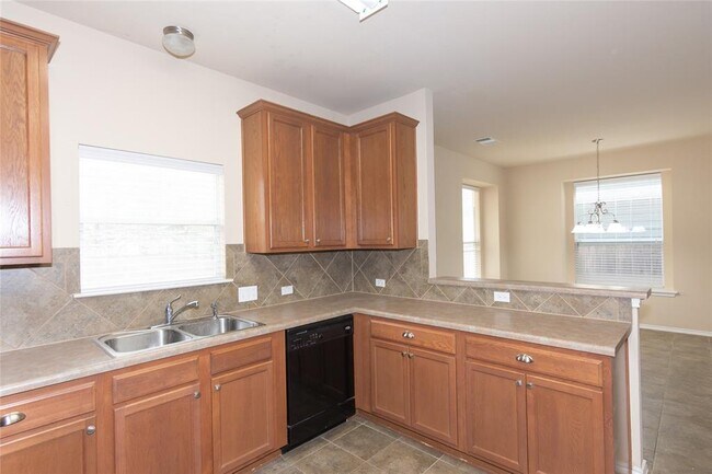 Building Photo - 10509 Wylie Dr