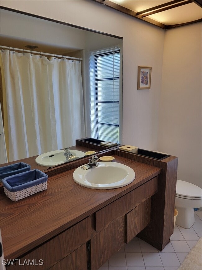 Building Photo - 735 High Pines Dr