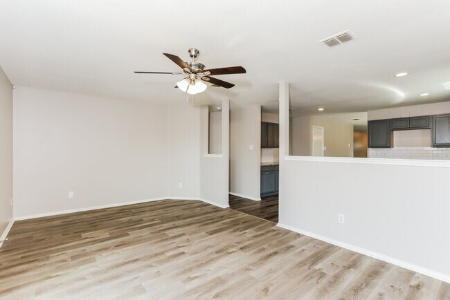 Building Photo - 9104 Old Clydesdale Dr