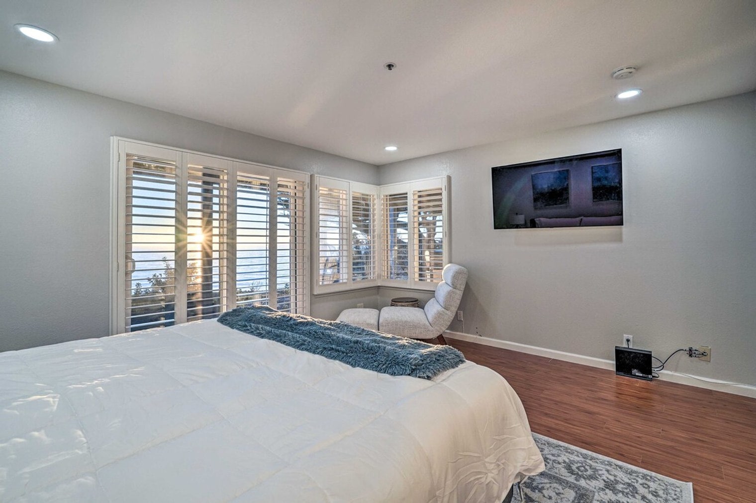 Building Photo - 220 Palmetto Ave