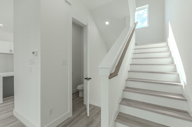 Building Photo - 7735 Hammerly Blvd