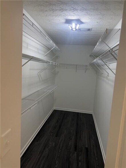 Building Photo - 1688 Windale Ct NW