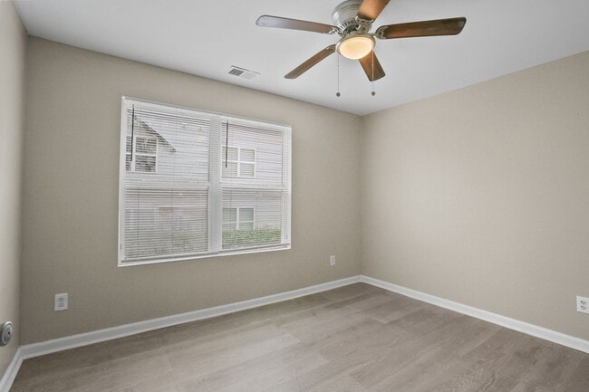 Building Photo - 5104 Fairington Ridge Cir