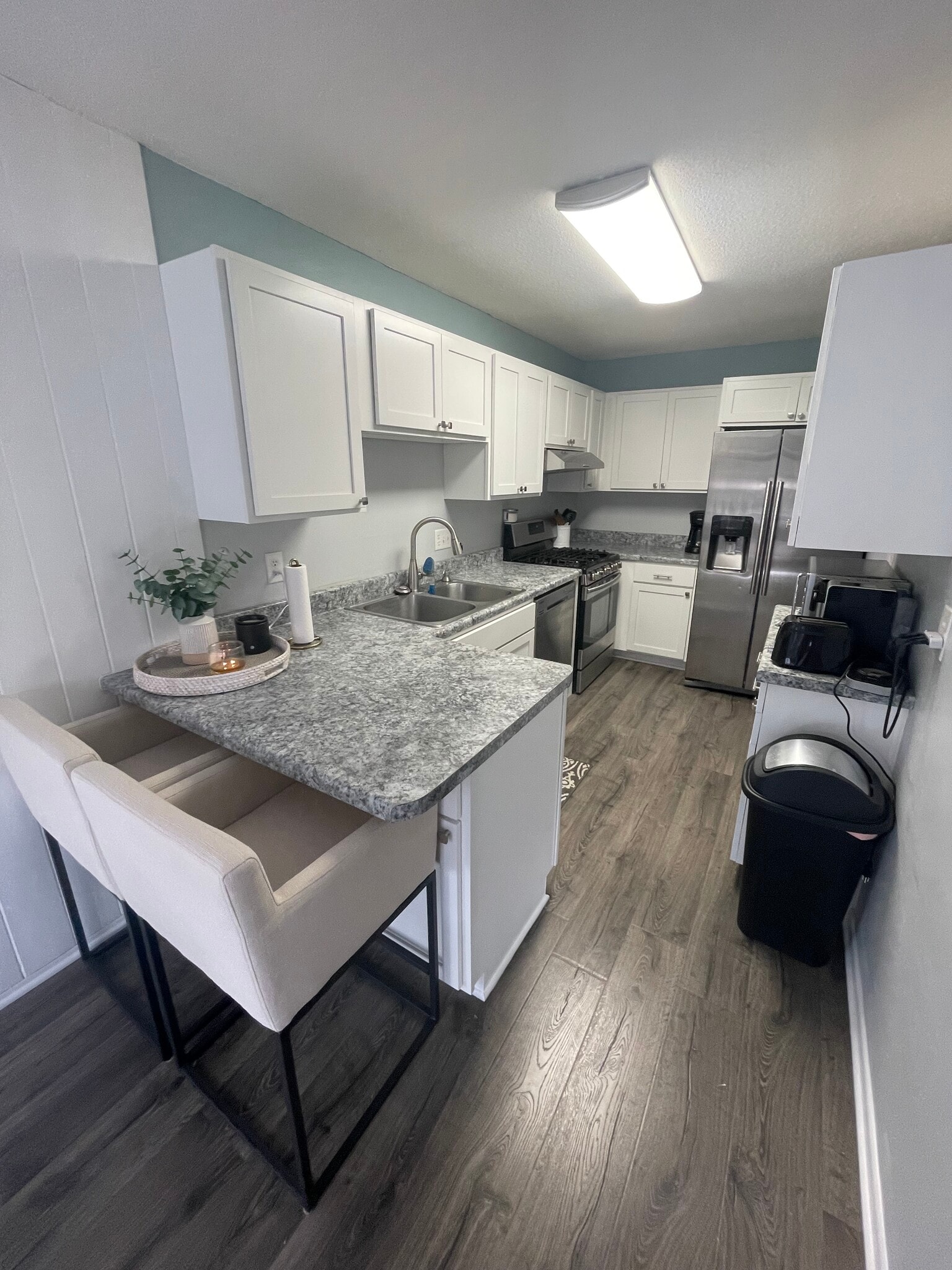 Building Photo - 6941 Ives Ln N