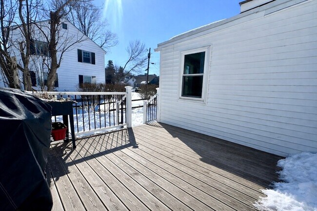 Building Photo - 10 Marrigan St