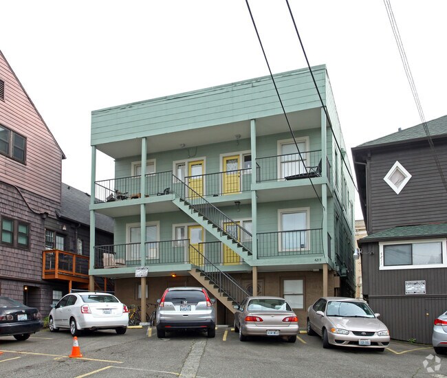 Building Photo - Ranice Apartments