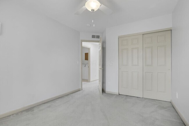 Building Photo - 2573 Rustling Oak Blvd