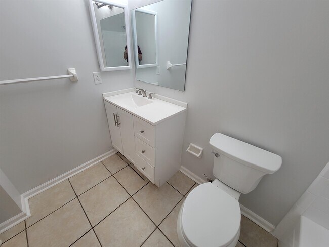 Building Photo - 1596 Misty Garden Way