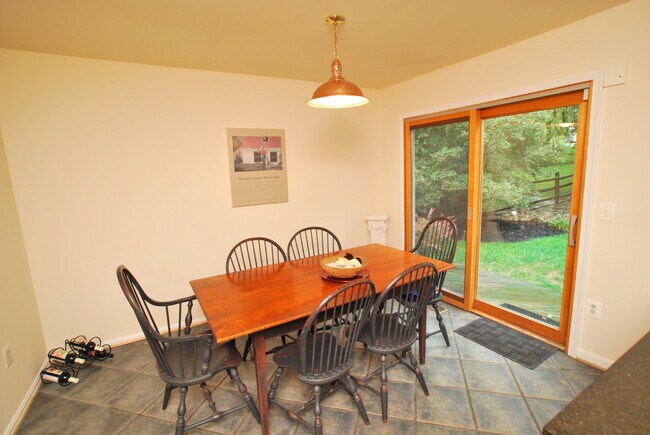 Building Photo - 15216 Falconbridge Terrace