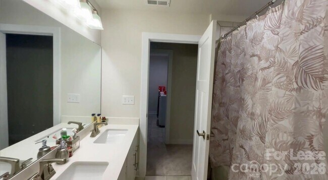 Building Photo - 10188 Harvest Gold Dr