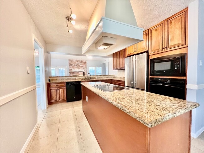 Building Photo - 11407 Briar Rose Dr