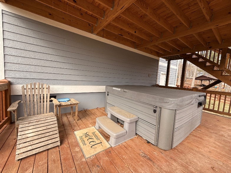 Building Photo - 445 Farmer Cir