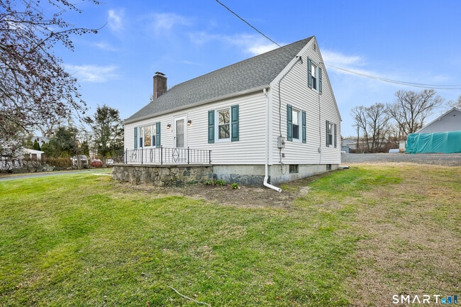 Building Photo - 56 Beaver Brook Rd