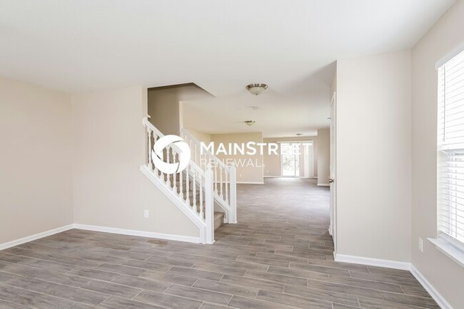 Building Photo - 168 Hunter Park Dr