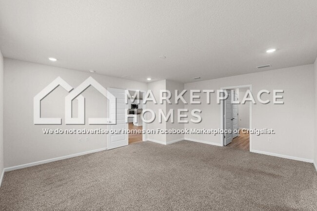 Building Photo - 7504 Delancey St