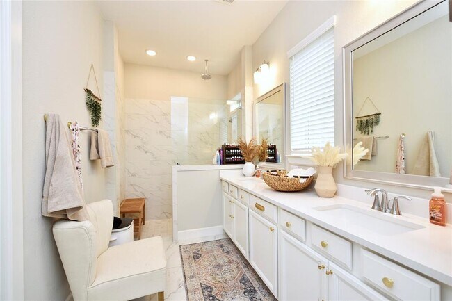 Building Photo - 10731 Bridgeport Path Ct