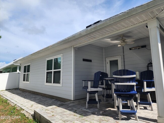 Building Photo - 104 Moonraker Cir