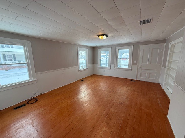 Building Photo - 8421 Spencer Rd