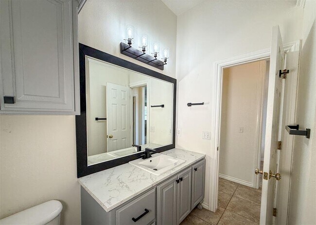Building Photo - 16517 Tonka Trail