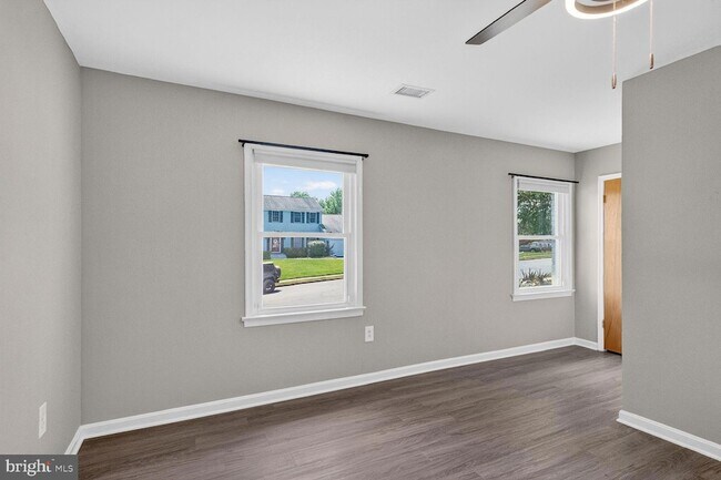 Building Photo - 21228 McFadden Square