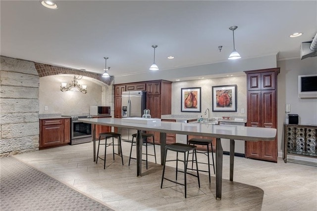 Building Photo - 609 Central St