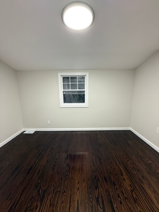 Building Photo - 255 Kawameeh Dr