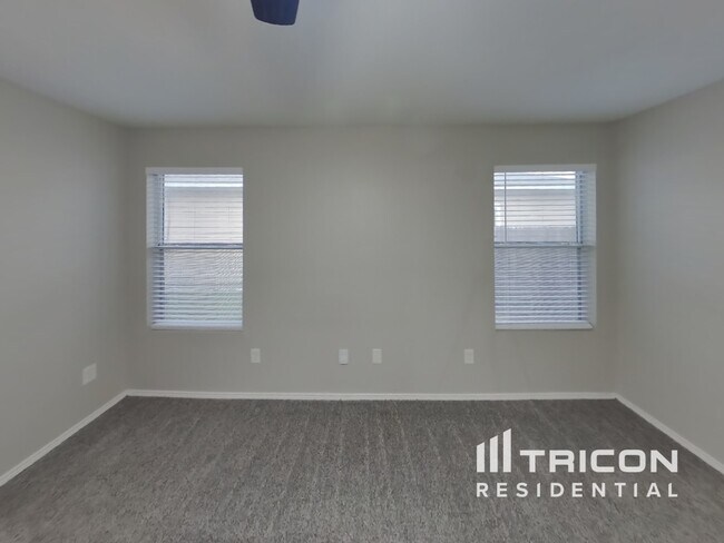 Building Photo - 1617 Village Park Trail