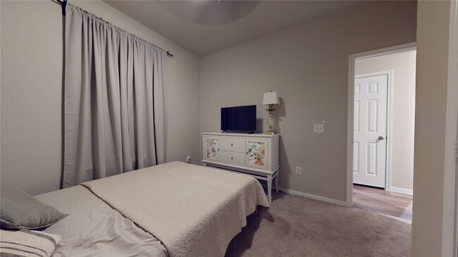 Building Photo - 14526 Chasing Bend Dr