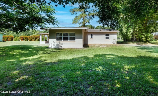 Building Photo - 248 Laurel Oak St