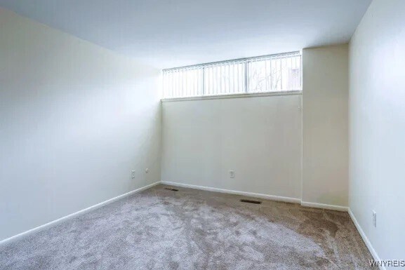 Building Photo - 1525 Amherst Manor Dr