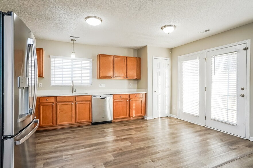 Building Photo - 8143 Cohosh Ct