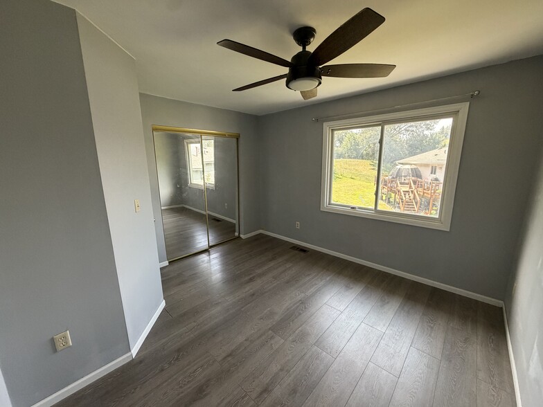 Building Photo - 4533 Cinnamon Ridge Trl