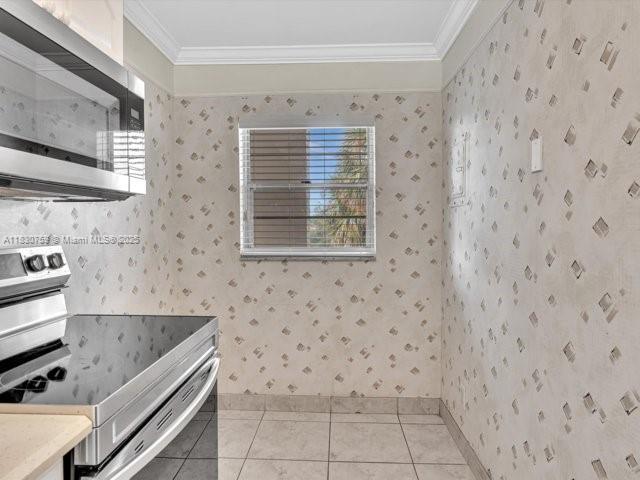 Building Photo - 9311 Orange Grove Dr