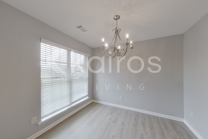 Building Photo - 139 Hideaway Ln