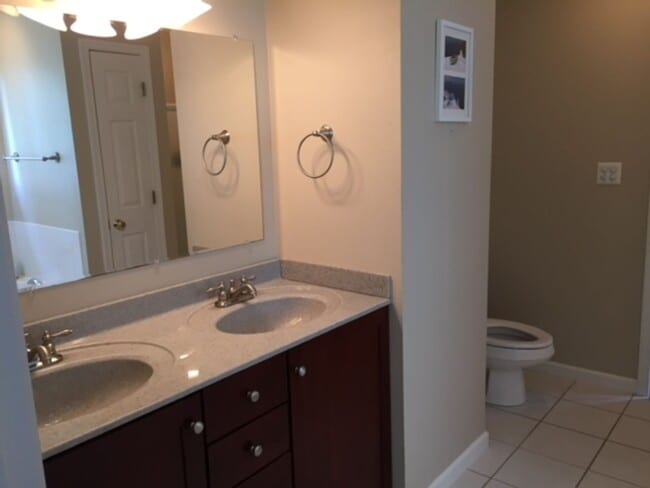 Building Photo - Single Family Home within Lexington City Limits