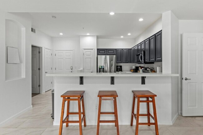 Building Photo - 14000 N 94th St