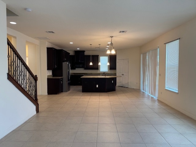 Building Photo - 3801 Mount Vernon Way