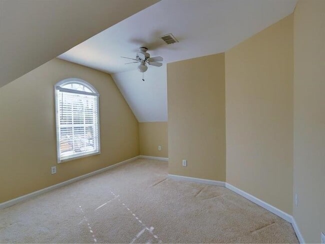 Building Photo - 515 Mellbrook Ln