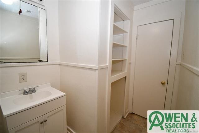 Building Photo - 2717 Cypress St