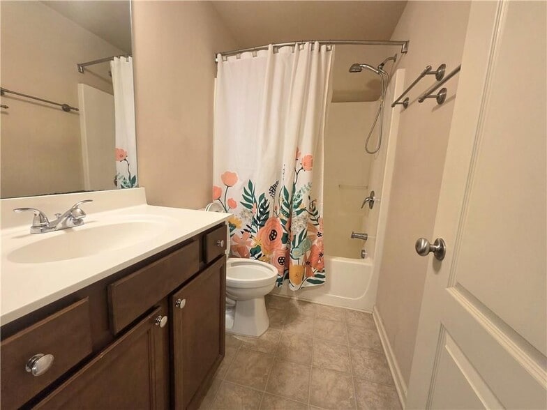 Building Photo - 3514 Brockenhurst Dr