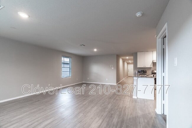 Building Photo - 2815 Rosefinch