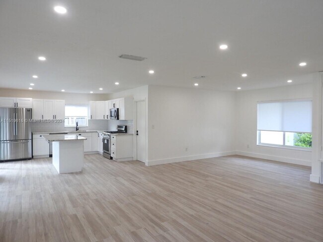 Building Photo - 12470 SW 106th St