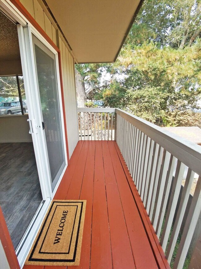 Building Photo - Beautiful 3 bedroom in Scotts Valley