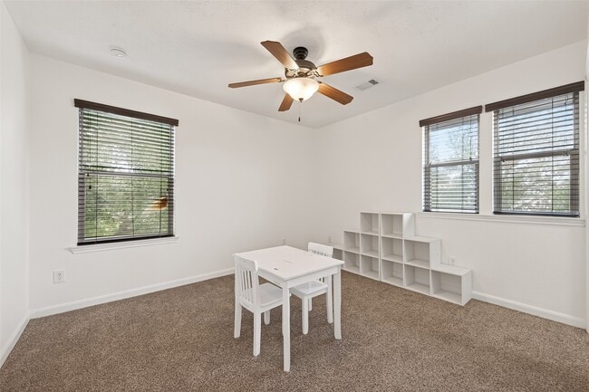 Building Photo - 11006 Jacob Crossing Dr