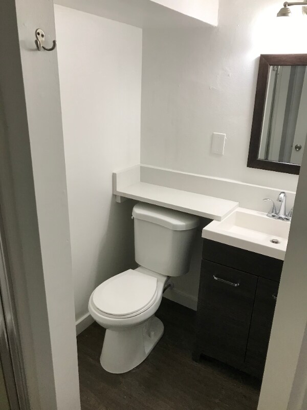 Building Photo - 4746 22nd Ave NE