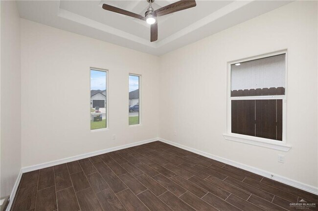 Building Photo - 3107 E Tamarindo Ave