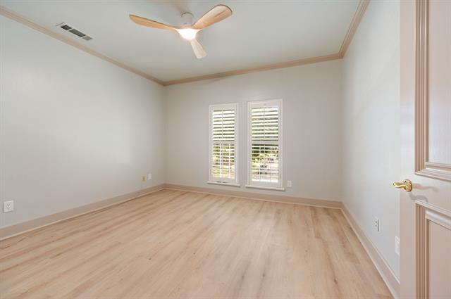 Building Photo - 3700 Watercrest Dr
