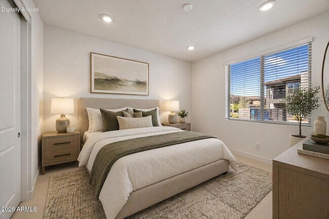 Building Photo - 2121 W Sonoran Desert Dr